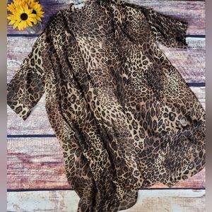 SOLD - A DIP OF DARLING ANIMAL PRINT KIMONO SIZE MEDIUM